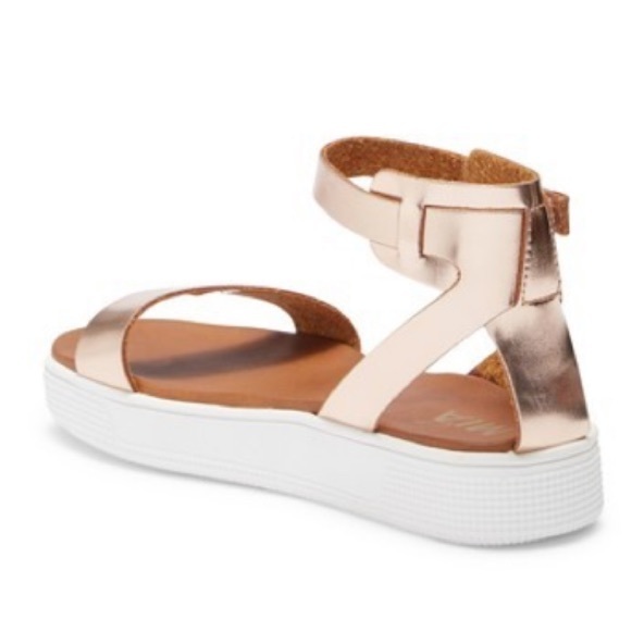 MIA Ellen Flatform Sandal (Little Kid & Big Kid) - Picture 2 of 12